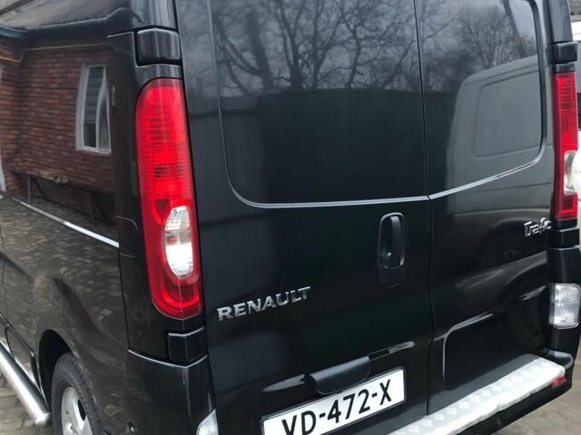 Черный Рено Трафик, объемом двигателя 2 л и пробегом 126 тыс. км за 13700 $, фото 4 на Automoto.ua