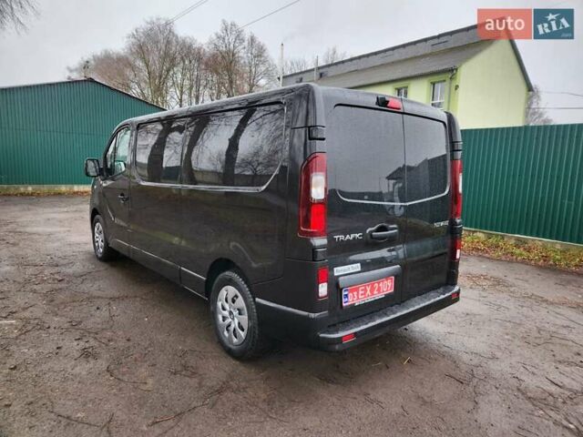 Черный Рено Трафик, объемом двигателя 2 л и пробегом 97 тыс. км за 19800 $, фото 5 на Automoto.ua