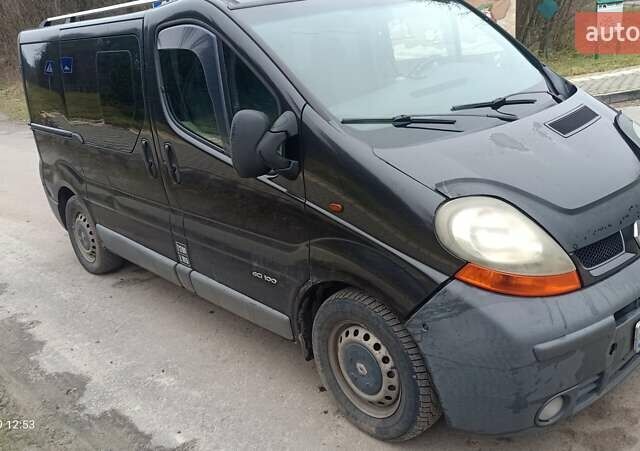 Черный Рено Трафик, объемом двигателя 1.9 л и пробегом 414 тыс. км за 5900 $, фото 3 на Automoto.ua