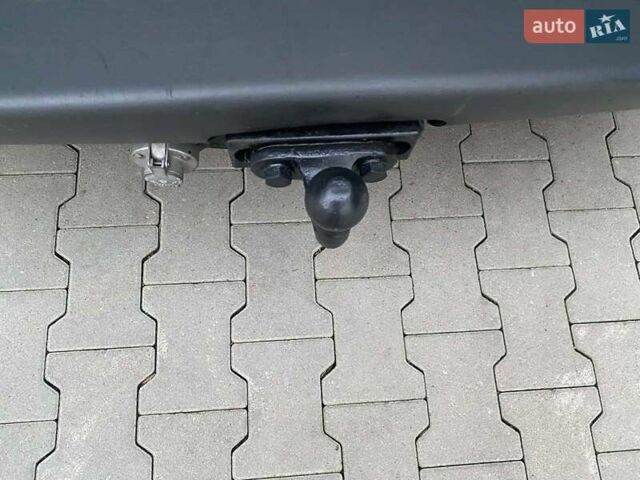 Черный Рено Трафик, объемом двигателя 1.9 л и пробегом 286 тыс. км за 7250 $, фото 75 на Automoto.ua