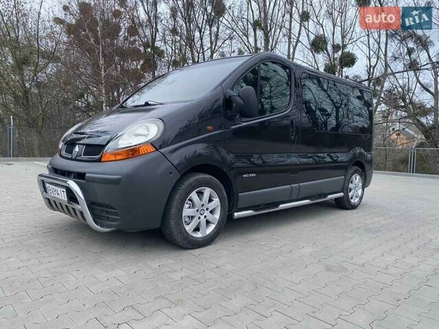 Черный Рено Трафик, объемом двигателя 1.9 л и пробегом 286 тыс. км за 7250 $, фото 25 на Automoto.ua