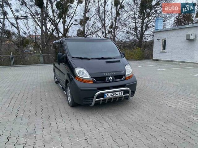 Черный Рено Трафик, объемом двигателя 1.9 л и пробегом 286 тыс. км за 7250 $, фото 21 на Automoto.ua