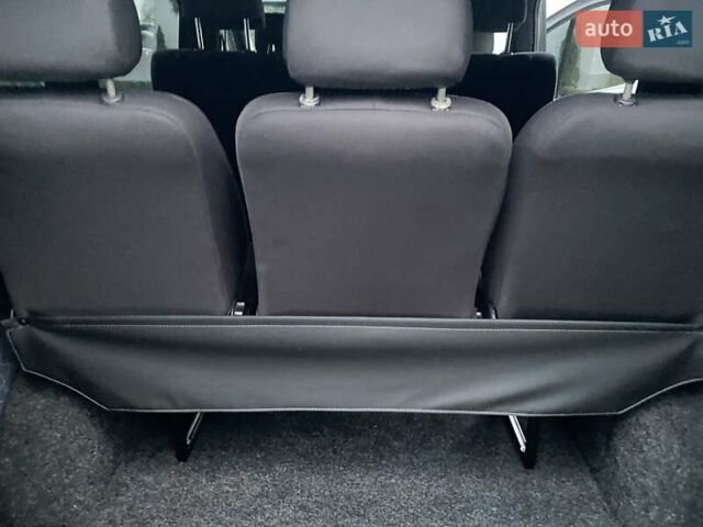 Черный Рено Трафик, объемом двигателя 1.9 л и пробегом 286 тыс. км за 7250 $, фото 73 на Automoto.ua