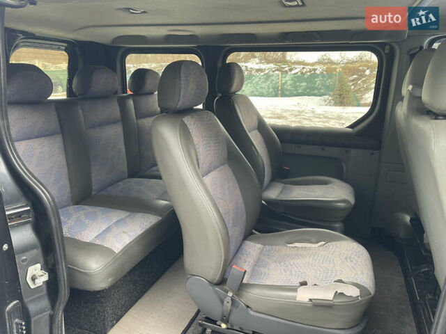 Чорний Рено Трафік, об'ємом двигуна 1.9 л та пробігом 280 тис. км за 6000 $, фото 11 на Automoto.ua