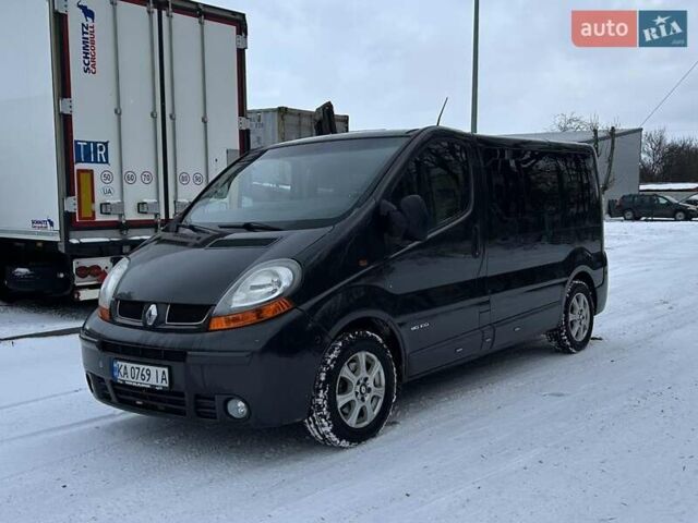 Чорний Рено Трафік, об'ємом двигуна 1.87 л та пробігом 345 тис. км за 8300 $, фото 10 на Automoto.ua