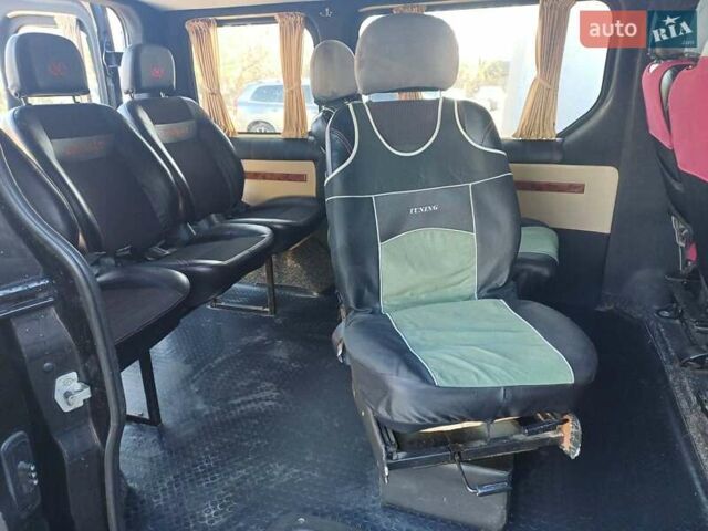 Черный Рено Трафик, объемом двигателя 2.5 л и пробегом 306 тыс. км за 7600 $, фото 9 на Automoto.ua