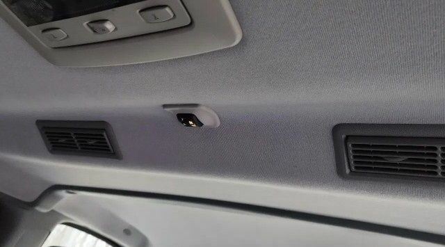 Черный Рено Трафик, объемом двигателя 1.9 л и пробегом 190 тыс. км за 6800 $, фото 17 на Automoto.ua