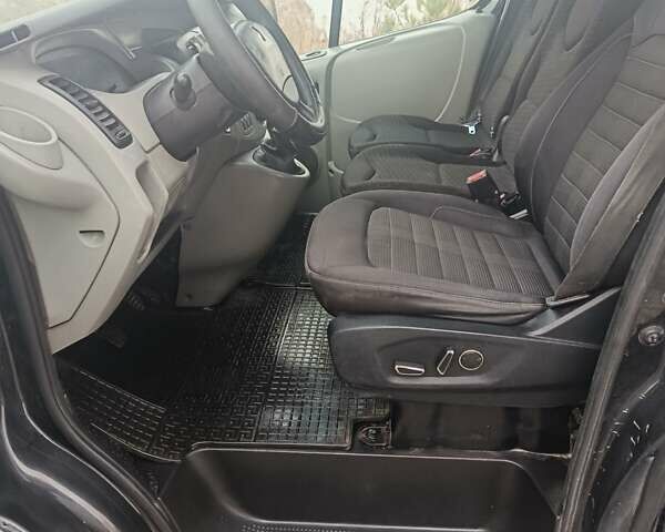 Чорний Рено Трафік, об'ємом двигуна 1.87 л та пробігом 330 тис. км за 7700 $, фото 7 на Automoto.ua