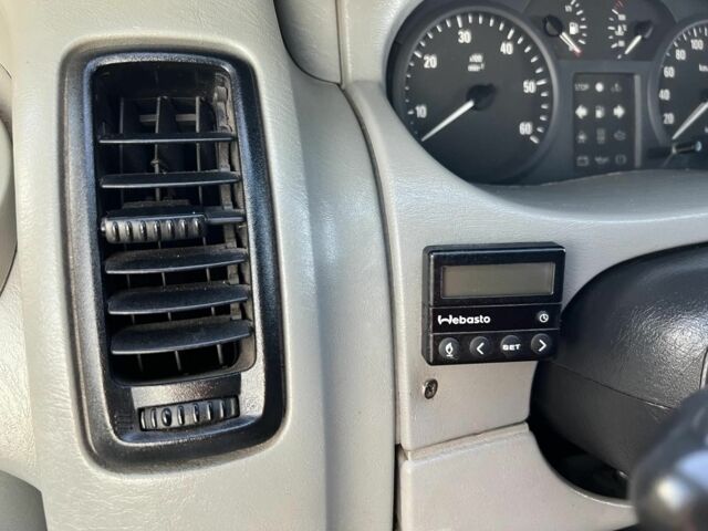 Черный Рено Трафик, объемом двигателя 1.9 л и пробегом 280 тыс. км за 7600 $, фото 9 на Automoto.ua