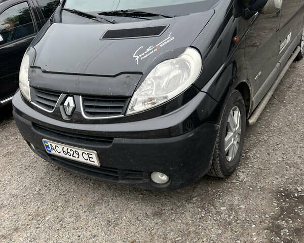 Чорний Рено Трафік, об'ємом двигуна 2.5 л та пробігом 340 тис. км за 8000 $, фото 1 на Automoto.ua