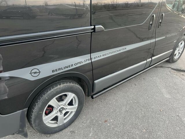 Черный Рено Трафик, объемом двигателя 1.9 л и пробегом 280 тыс. км за 7600 $, фото 19 на Automoto.ua