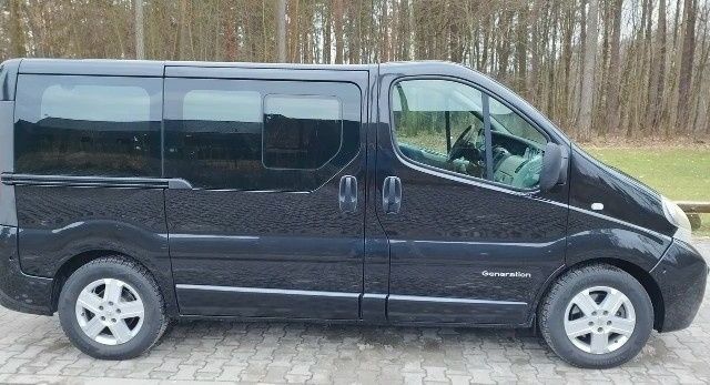 Черный Рено Трафик, объемом двигателя 1.9 л и пробегом 190 тыс. км за 6800 $, фото 8 на Automoto.ua