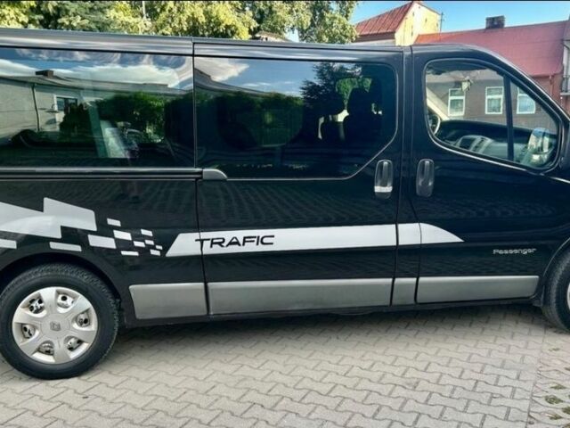 Черный Рено Трафик, объемом двигателя 2 л и пробегом 275 тыс. км за 3500 $, фото 6 на Automoto.ua