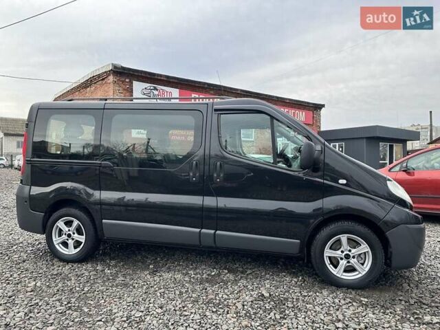 Черный Рено Трафик, объемом двигателя 2 л и пробегом 228 тыс. км за 10500 $, фото 6 на Automoto.ua