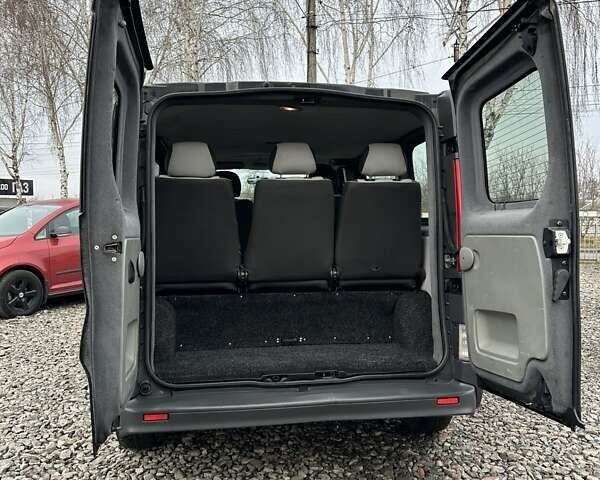 Черный Рено Трафик, объемом двигателя 2 л и пробегом 228 тыс. км за 10500 $, фото 19 на Automoto.ua