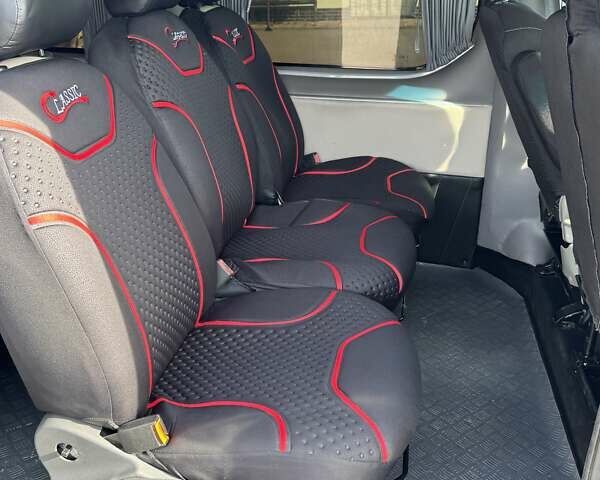 Чорний Рено Трафік, об'ємом двигуна 2 л та пробігом 202 тис. км за 9700 $, фото 7 на Automoto.ua