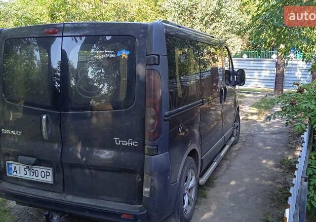 Чорний Рено Трафік, об'ємом двигуна 2 л та пробігом 380 тис. км за 6800 $, фото 4 на Automoto.ua