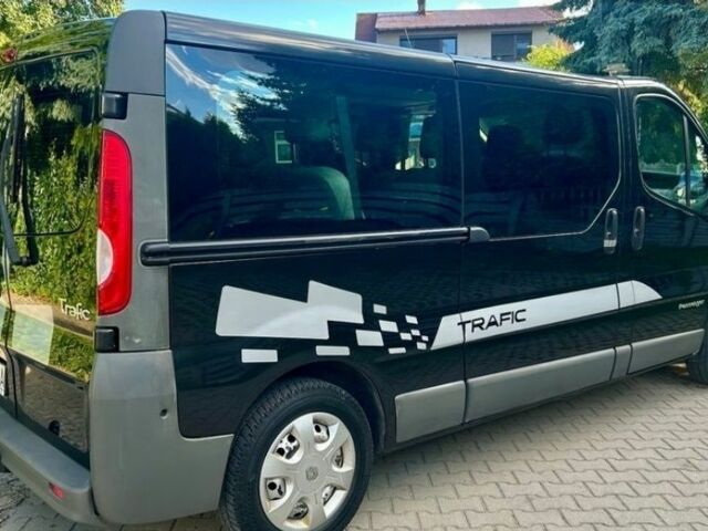 Черный Рено Трафик, объемом двигателя 2 л и пробегом 275 тыс. км за 3500 $, фото 3 на Automoto.ua