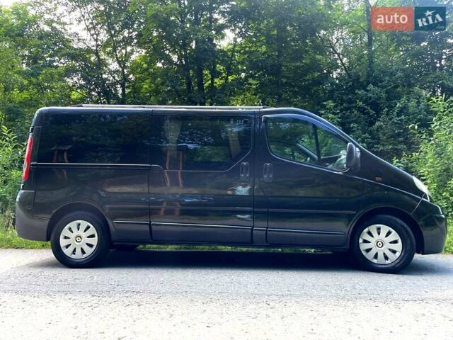 Черный Рено Трафик, объемом двигателя 2 л и пробегом 319 тыс. км за 9500 $, фото 6 на Automoto.ua