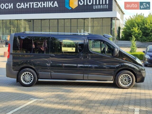 Чорний Рено Трафік, об'ємом двигуна 2 л та пробігом 340 тис. км за 10200 $, фото 24 на Automoto.ua