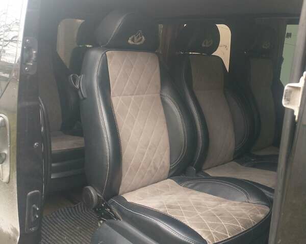 Черный Рено Трафик, объемом двигателя 2.5 л и пробегом 271 тыс. км за 11000 $, фото 5 на Automoto.ua