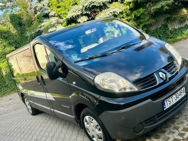 Черный Рено Трафик, объемом двигателя 2 л и пробегом 275 тыс. км за 3500 $, фото 7 на Automoto.ua