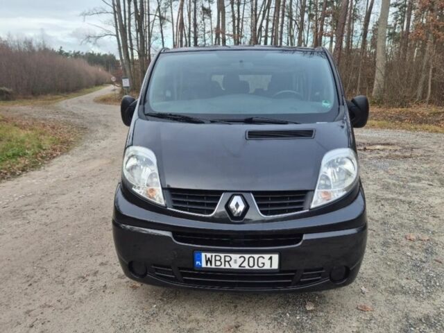 Черный Рено Трафик, объемом двигателя 1.9 л и пробегом 232 тыс. км за 2700 $, фото 1 на Automoto.ua