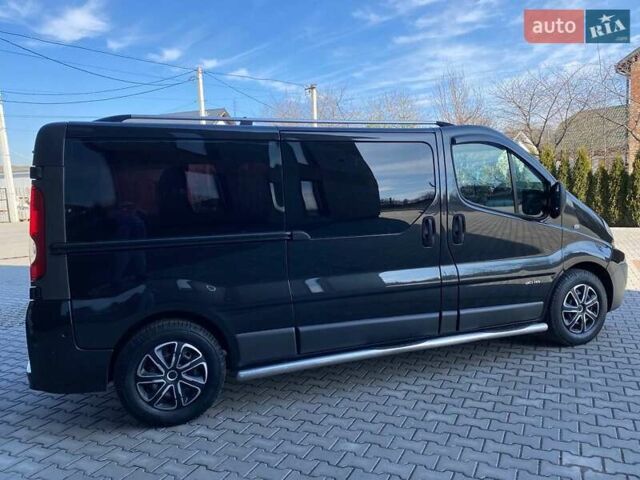 Черный Рено Трафик, объемом двигателя 2 л и пробегом 295 тыс. км за 10499 $, фото 10 на Automoto.ua