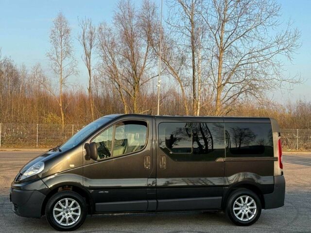 Рено Трафик 2008 в Кропивницком (Кировограде) на Automoto.ua Черный Рено Трафик, объемом двигателя 2 л и пробегом 287 тыс. км за 6800 $, фото 5 на Automoto.ua