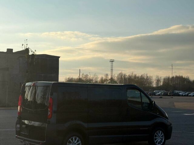 Рено Трафик 2008 в Кропивницком (Кировограде) на Automoto.ua Черный Рено Трафик, объемом двигателя 2 л и пробегом 287 тыс. км за 6800 $, фото 4 на Automoto.ua