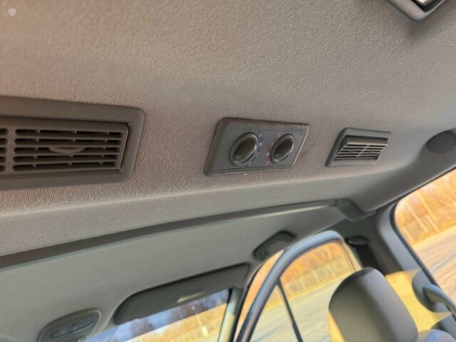 Рено Трафик 2008 в Кропивницком (Кировограде) на Automoto.ua Черный Рено Трафик, объемом двигателя 2 л и пробегом 287 тыс. км за 6800 $, фото 16 на Automoto.ua