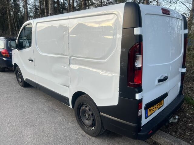 Рено Трафик 2008 в Львове на Automoto.ua Черный Рено Трафик, объемом двигателя 2 л и пробегом 275 тыс. км за 4196 $, фото 3 на Automoto.ua