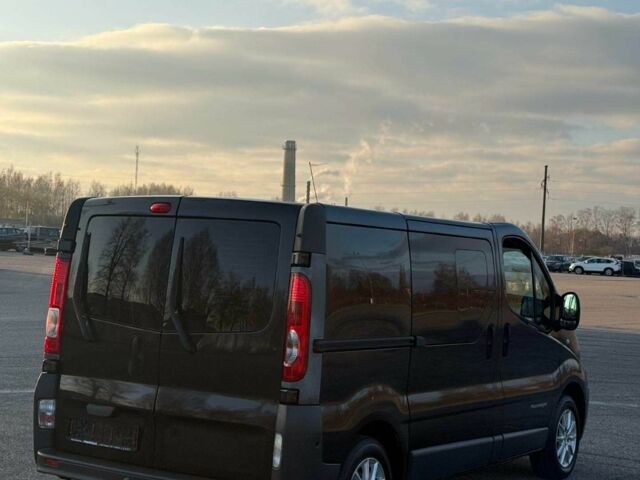 Рено Трафик 2008 в Кропивницком (Кировограде) на Automoto.ua Черный Рено Трафик, объемом двигателя 2 л и пробегом 287 тыс. км за 6800 $, фото 7 на Automoto.ua