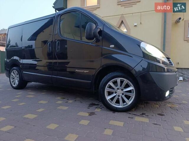 Черный Рено Трафик, объемом двигателя 2 л и пробегом 362 тыс. км за 10500 $, фото 19 на Automoto.ua
