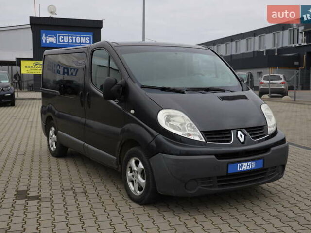 Чорний Рено Трафік, об'ємом двигуна 2 л та пробігом 497 тис. км за 10200 $, фото 2 на Automoto.ua