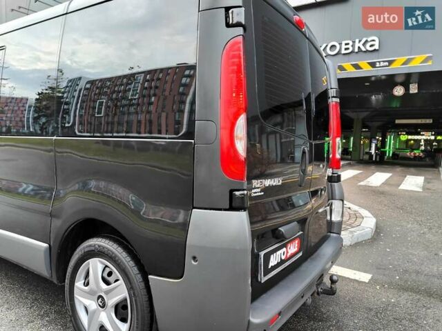 Чорний Рено Трафік, об'ємом двигуна 2 л та пробігом 347 тис. км за 8990 $, фото 10 на Automoto.ua