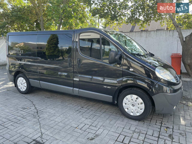 Черный Рено Трафик, объемом двигателя 2 л и пробегом 290 тыс. км за 9700 $, фото 9 на Automoto.ua