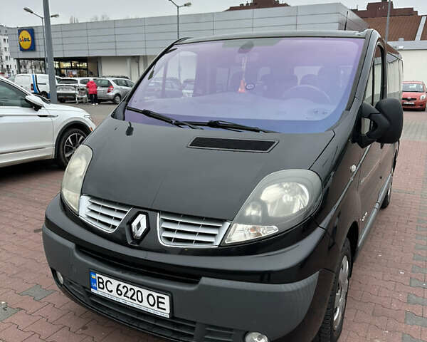 Чорний Рено Трафік, об'ємом двигуна 2.46 л та пробігом 207 тис. км за 12600 $, фото 1 на Automoto.ua