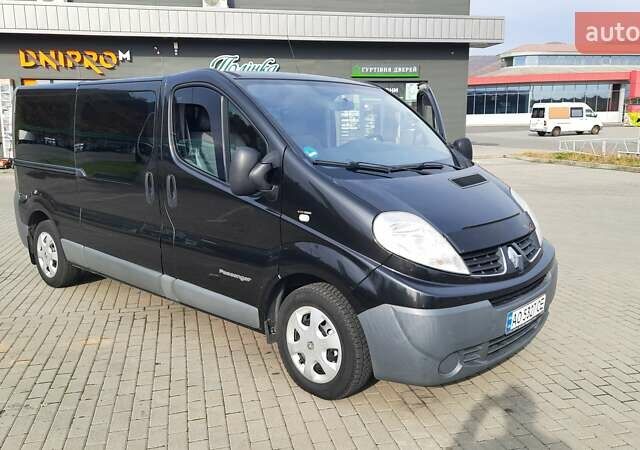 Черный Рено Трафик, объемом двигателя 2 л и пробегом 176 тыс. км за 15999 $, фото 6 на Automoto.ua