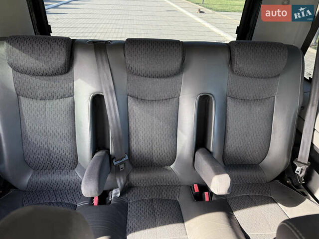 Черный Рено Трафик, объемом двигателя 2.5 л и пробегом 216 тыс. км за 16900 $, фото 37 на Automoto.ua