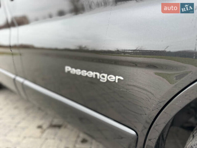 Черный Рено Трафик, объемом двигателя 2.5 л и пробегом 256 тыс. км за 14500 $, фото 17 на Automoto.ua