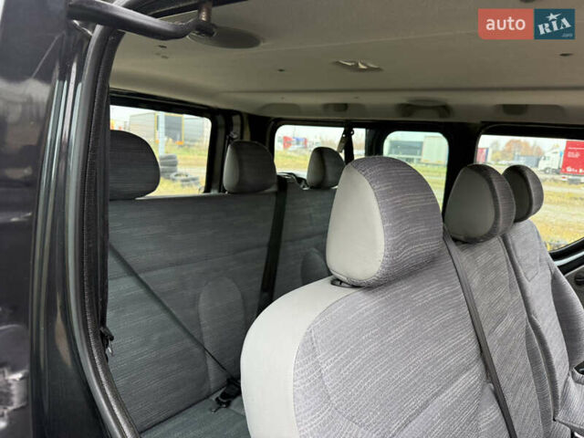 Черный Рено Трафик, объемом двигателя 2 л и пробегом 230 тыс. км за 13800 $, фото 14 на Automoto.ua