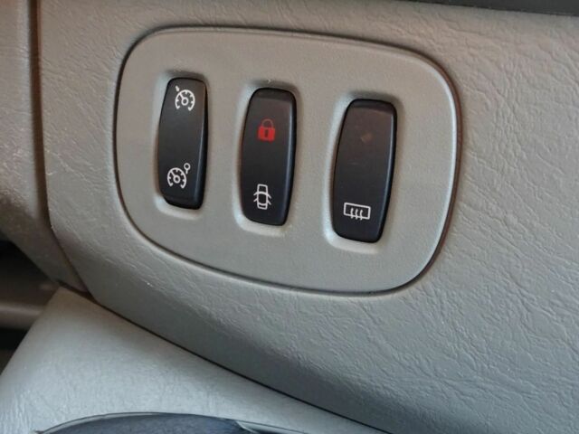 Рено Трафик 2011 в Николаеве на Automoto.ua Черный Рено Трафик, объемом двигателя 2 л и пробегом 256 тыс. км за 8200 $, фото 15 на Automoto.ua