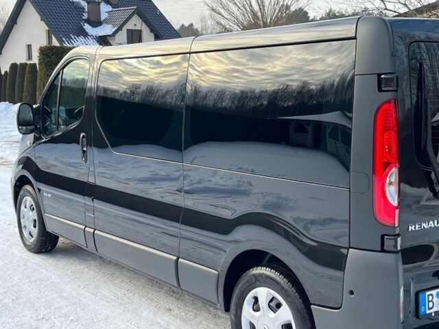 Черный Рено Трафик, объемом двигателя 2 л и пробегом 182 тыс. км за 8200 $, фото 10 на Automoto.ua