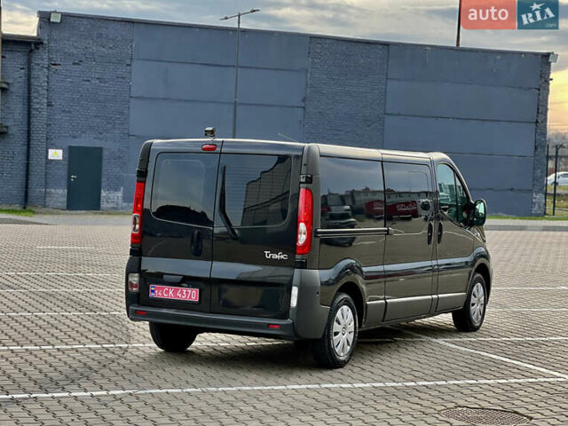 Черный Рено Трафик, объемом двигателя 2 л и пробегом 159 тыс. км за 15100 $, фото 9 на Automoto.ua