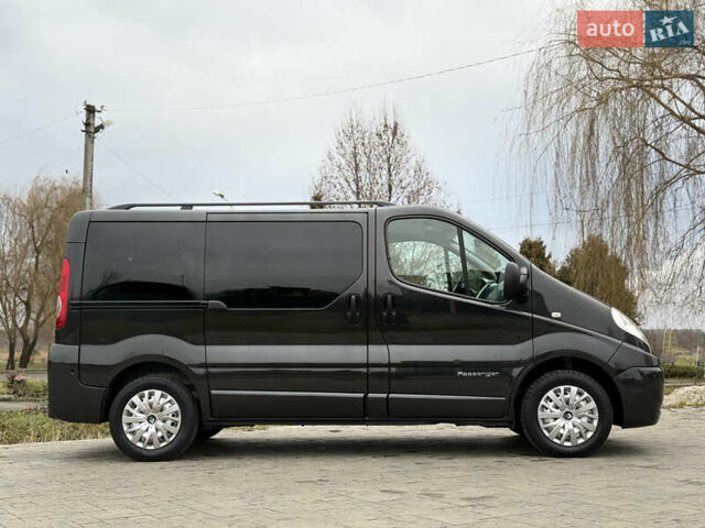 Черный Рено Трафик, объемом двигателя 2.5 л и пробегом 256 тыс. км за 14500 $, фото 5 на Automoto.ua