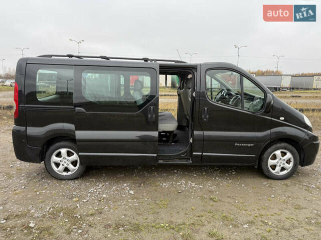 Черный Рено Трафик, объемом двигателя 2 л и пробегом 230 тыс. км за 13800 $, фото 9 на Automoto.ua