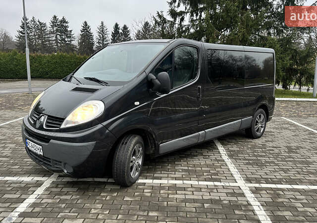 Черный Рено Трафик, объемом двигателя 2 л и пробегом 276 тыс. км за 12800 $, фото 6 на Automoto.ua