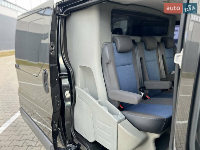 Черный Рено Трафик, объемом двигателя 2 л и пробегом 159 тыс. км за 15100 $, фото 68 на Automoto.ua