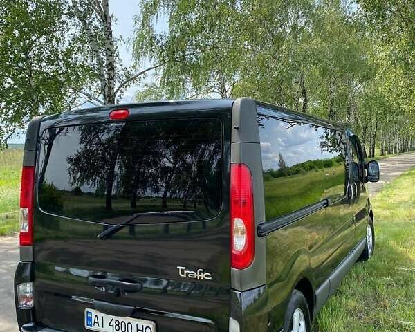 Черный Рено Трафик, объемом двигателя 2 л и пробегом 263 тыс. км за 14999 $, фото 6 на Automoto.ua